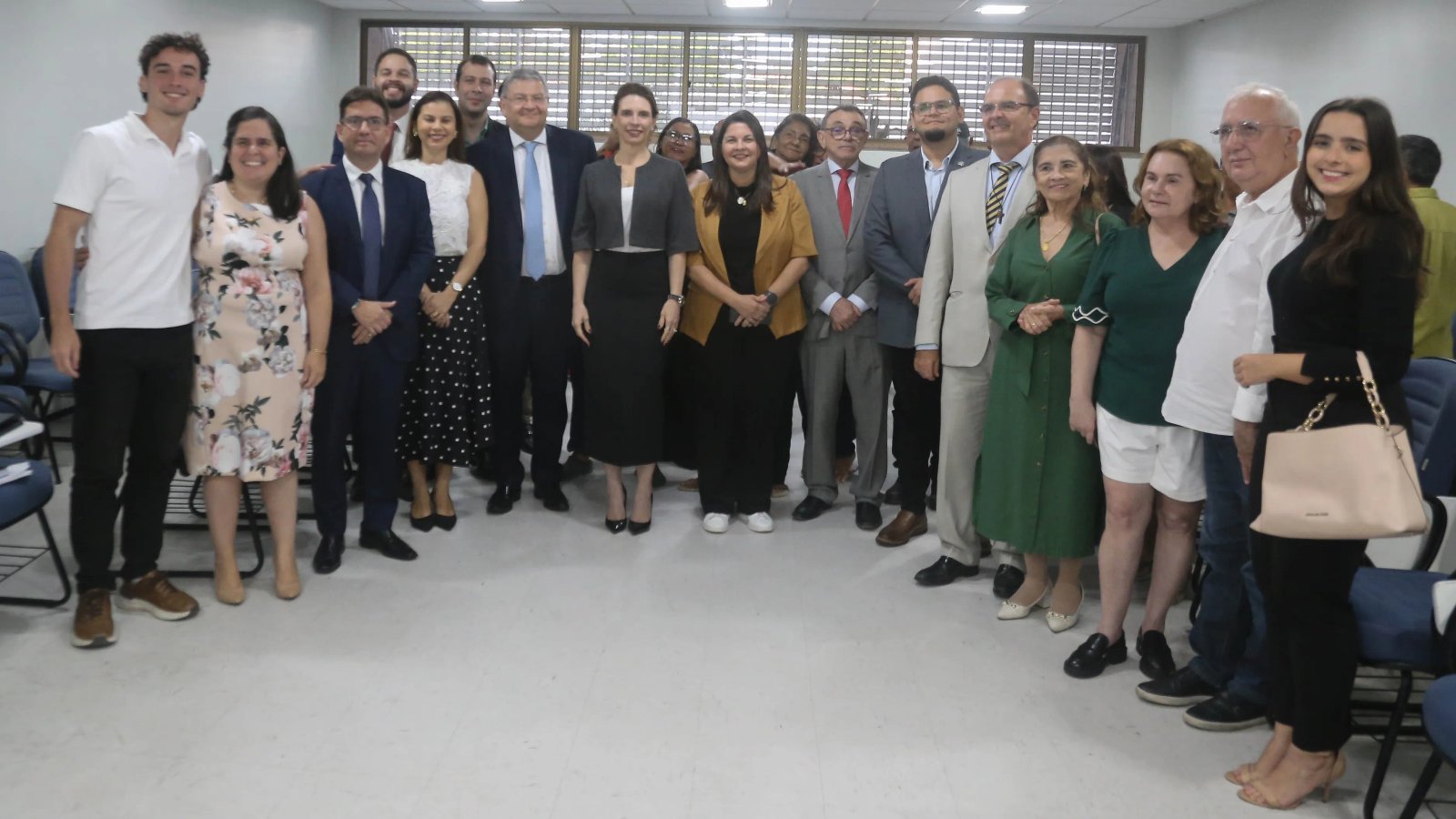 Prefeitura de Fortaleza firma acordo que garante aluguel social a 24 famílias da Comunidade Salinas
